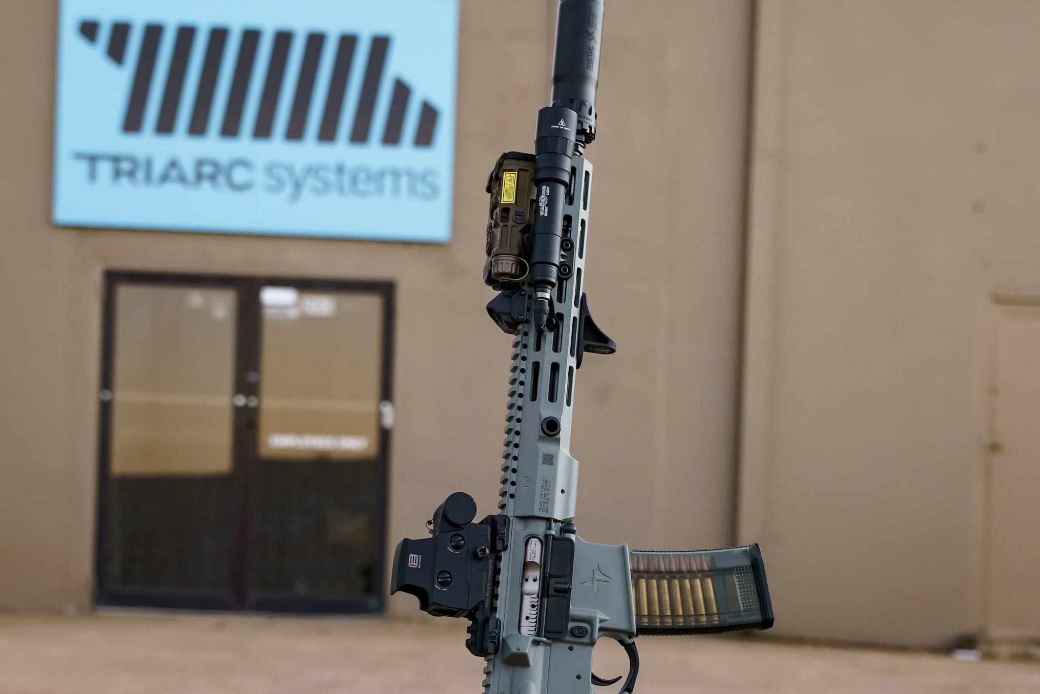 TRIARC Systems TRILOK Handguard - 7 Sided MLOK Wedge Lock for AR15 Platform - Image 4